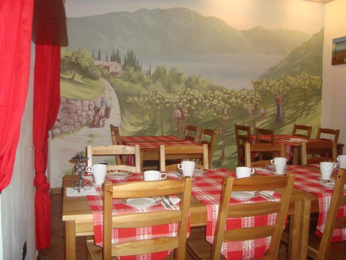 Agritur Tenno Cantina Bio Natura Habitación foto